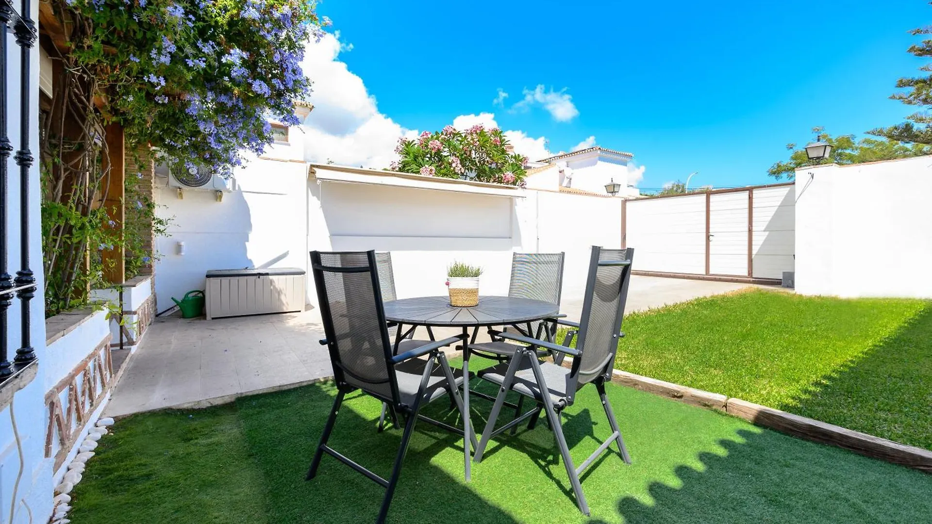Chalet En Puerto Marina Benalmádena